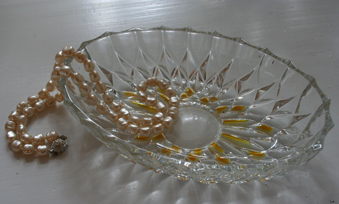 Geschliffene Schmuckschale Glas